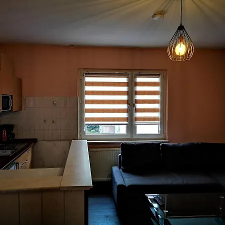 Polat 4 * Essen